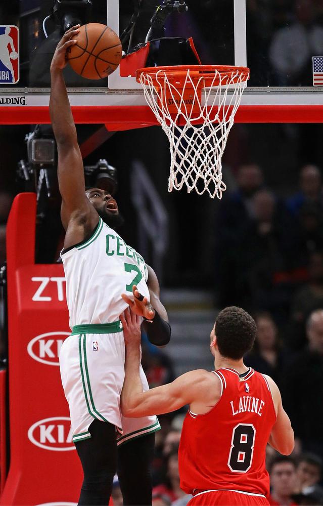 玩加电竞-Rookie关键节点精彩发挥，公牛带队取胜！的简单介绍