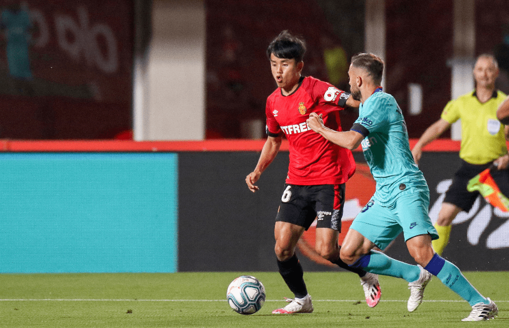 玩加电竞-梅西在FPX比赛中势不可挡，突破纪录引发热议！的简单介绍