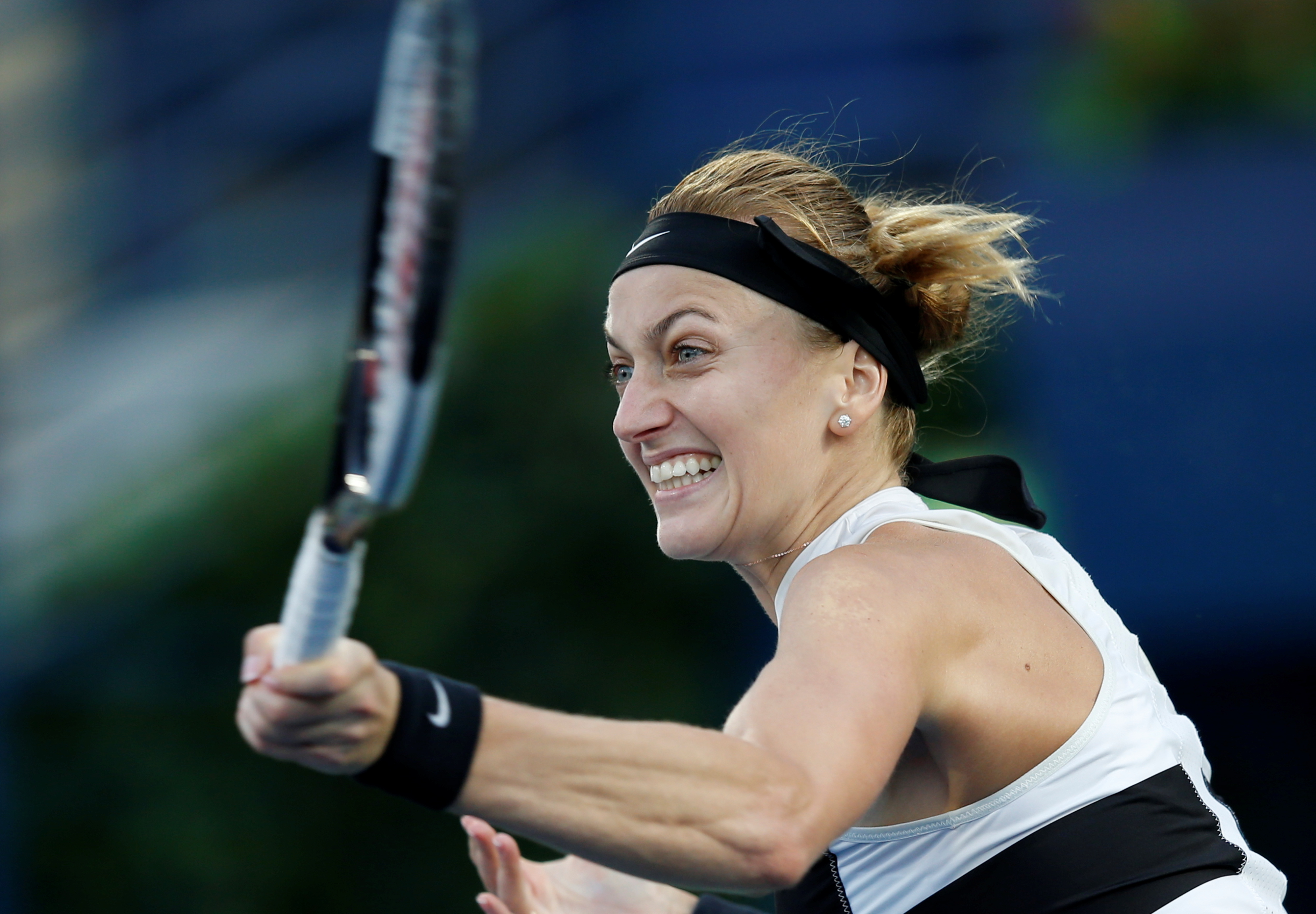 玩加竞技-科维托娃在巴黎圣日耳曼比赛中精彩发挥，绝杀引发热议！的简单介绍