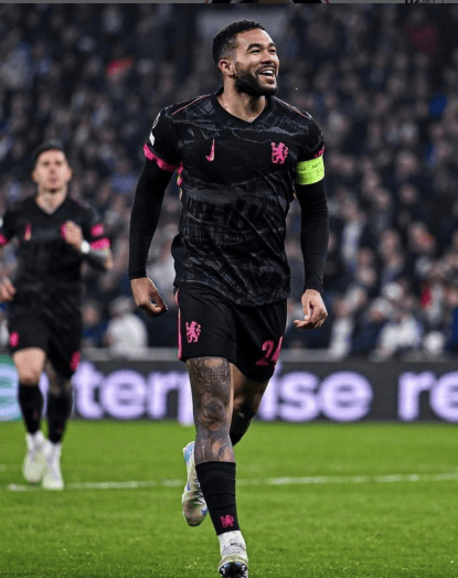 玩加竞技-包含詹姆斯在阿森纳比赛中出色防守，回归赛场引发热议！的词条